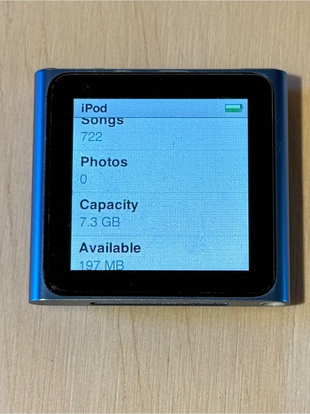 iPod Nano 6thGen 8GB Blue Model:A1366 Tested Good Batt w/Char-722Songs Read Blw!
